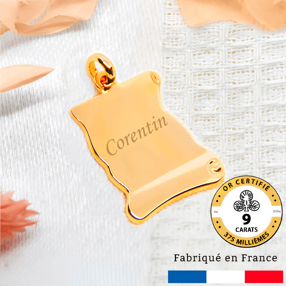 Gravure petit médaillon parchemin en or 18 carats garanti gravé avec un texte