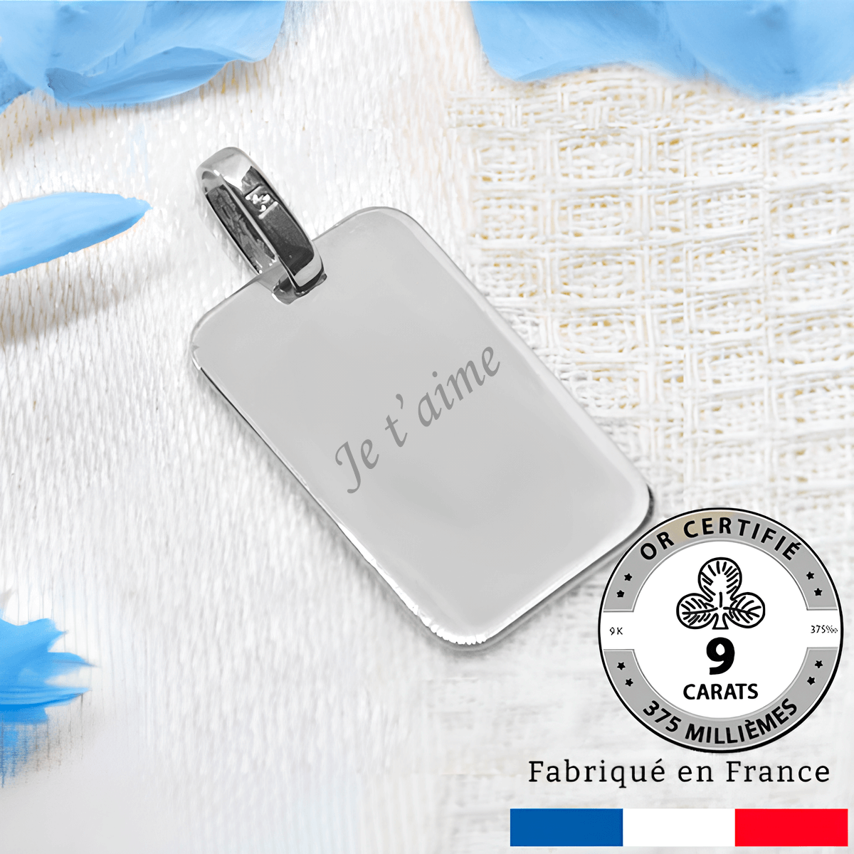 Médaille gravée en or gris 9 carats avec le texte 'Je t'aime', fabriquée en France.
