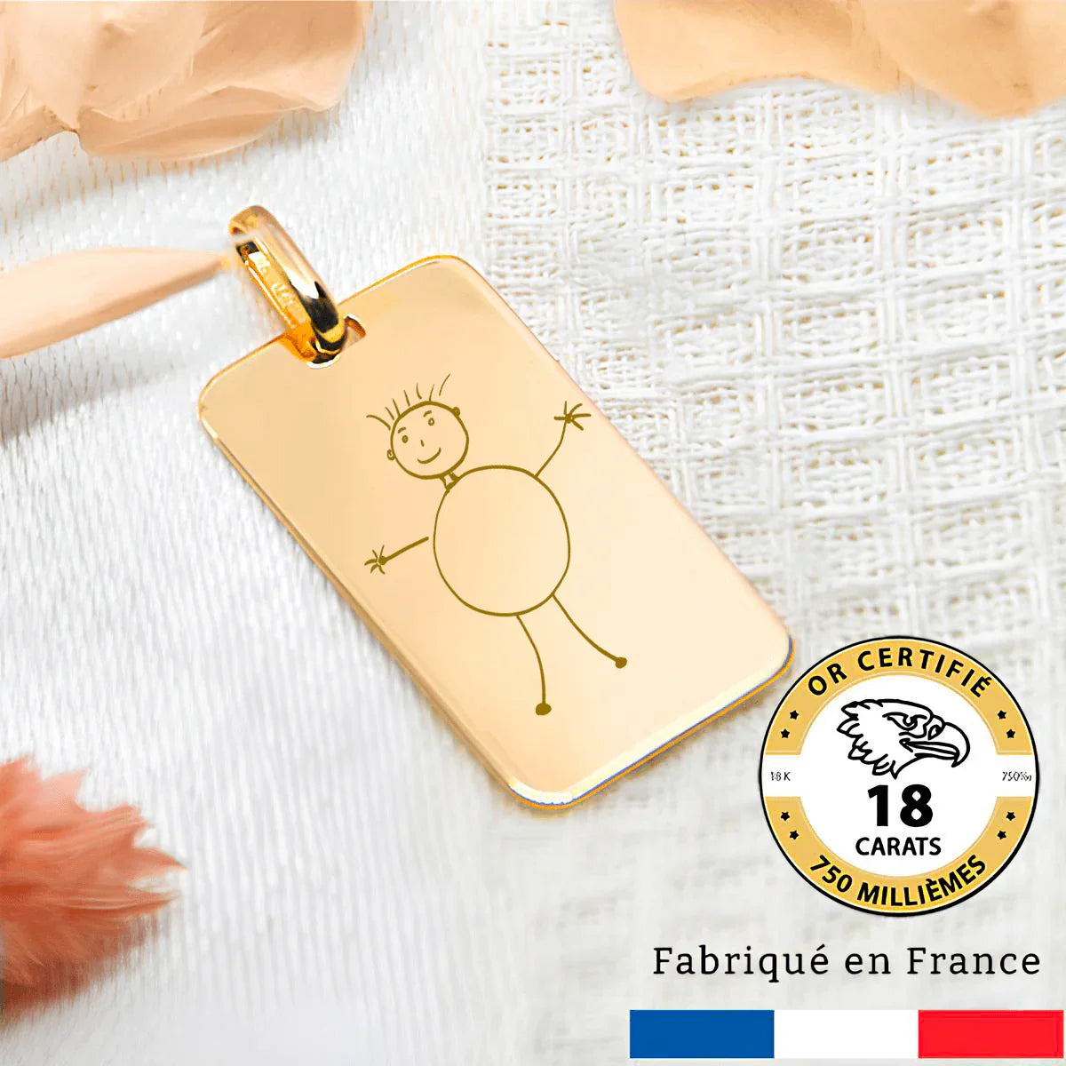 Médaille gravée rectangle or 9 carats gravé avec un dessin