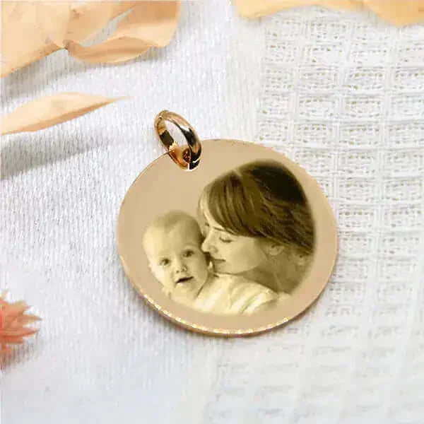 Médaillon Rond Plaqué Or Personnalisable gravé avec une photo