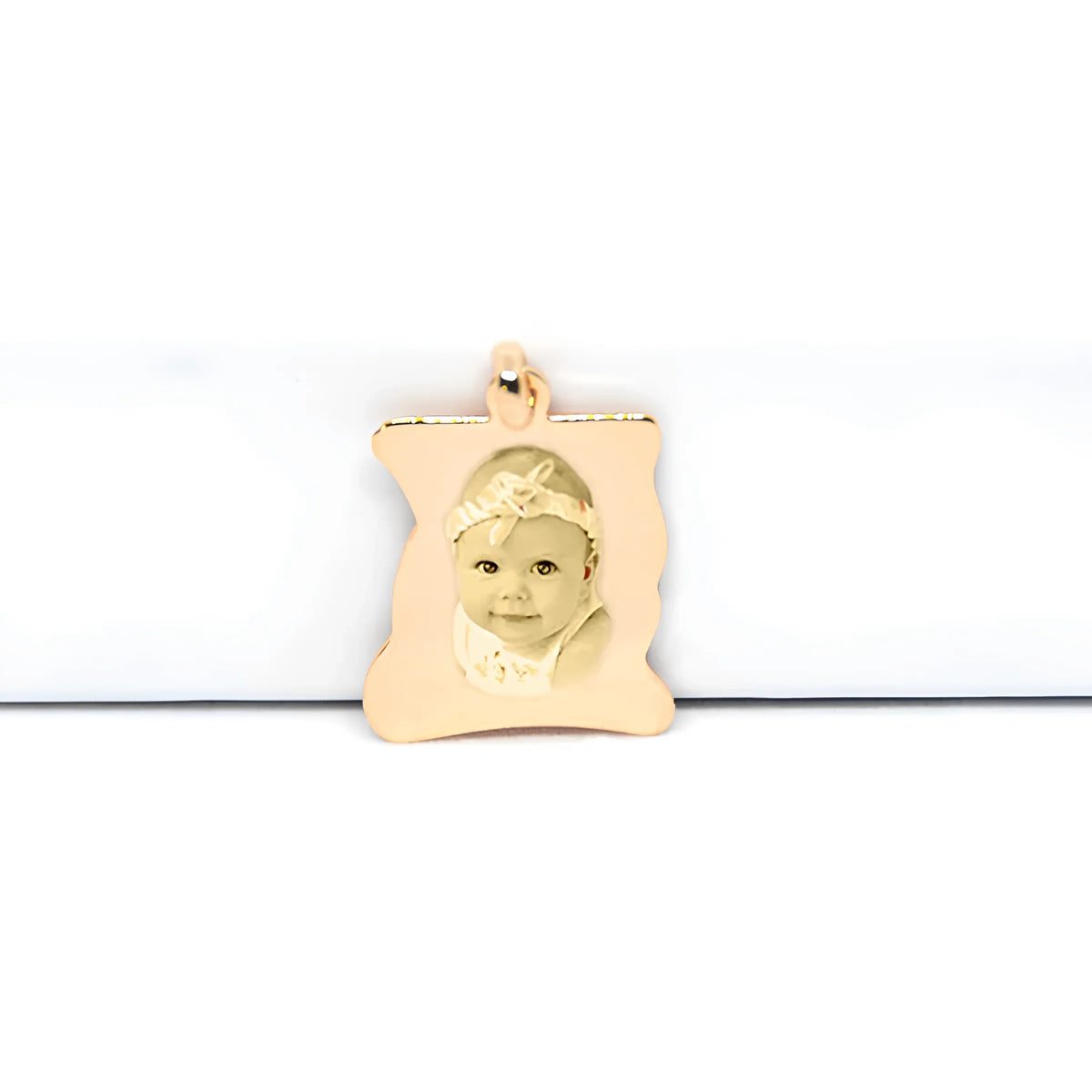 Colgante personalizado con foto grabada en oro, joyería de regalo única