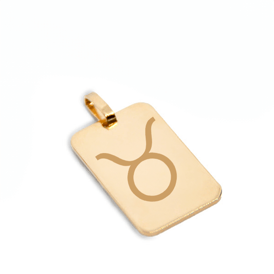 Grand pendentif rectangle plaqué or 750 gravé du motif Taureau, dimensions 3,2 cm x 1,8 cm.