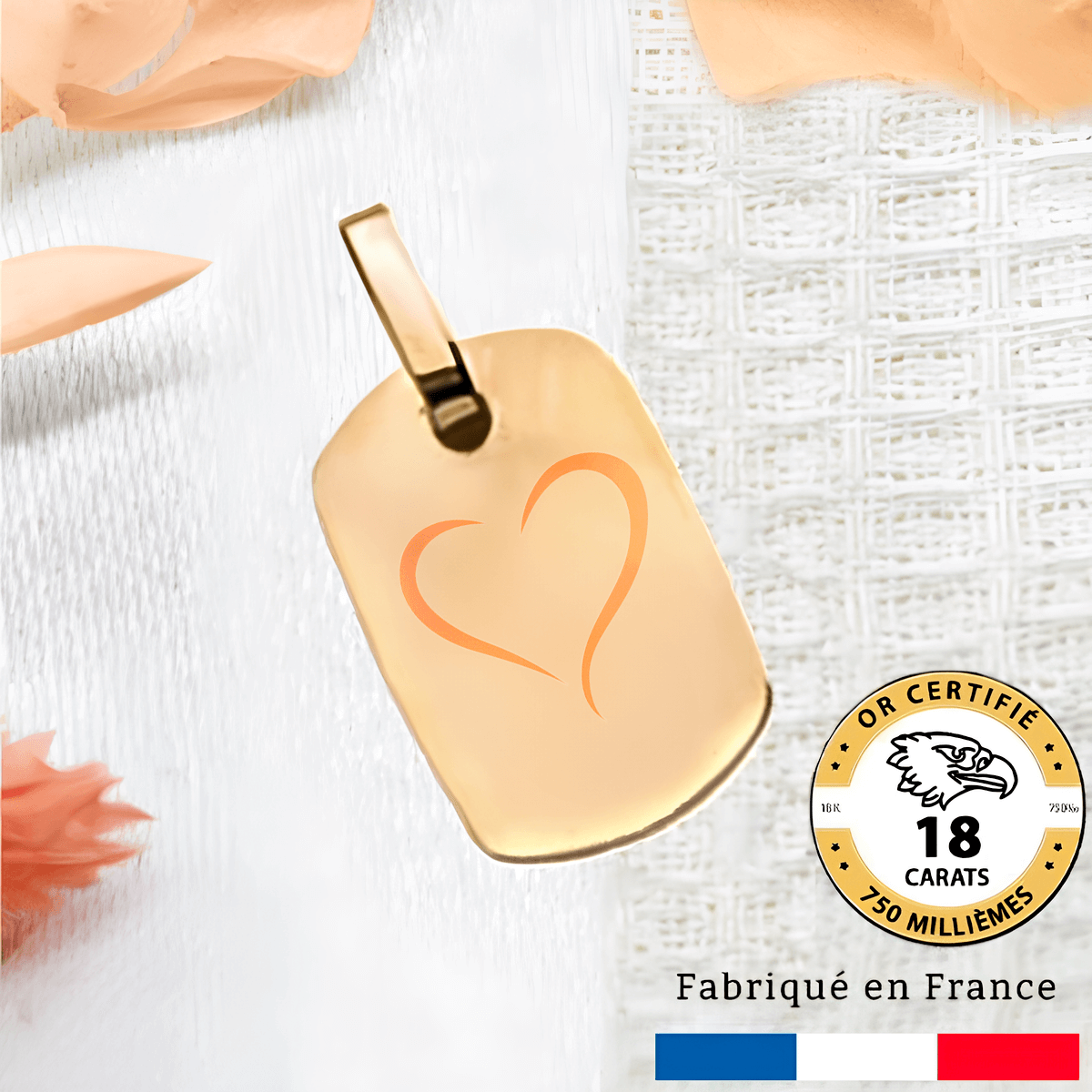Pendentif en or 18 carats avec un cœur gravé, idéal en cadeau personnalisé, fabriqué en France.