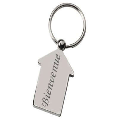 Porte-clé gravé en forme de flèche avec le mot 'Bienvenue', accessoire personnalisé et élégant.