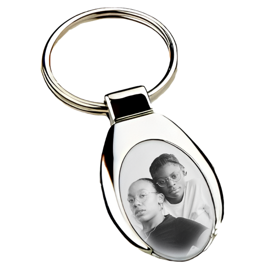 Porte-clés ovale avec une photo gravée