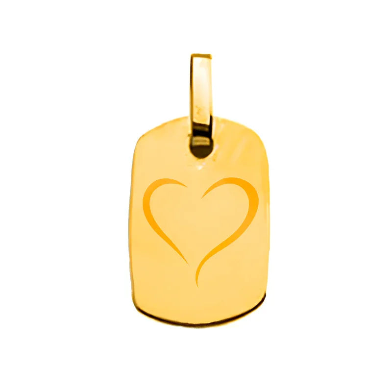Pendentif gravé en or 18 carats avec motif de cœur, idéal comme cadeau personnalisé.