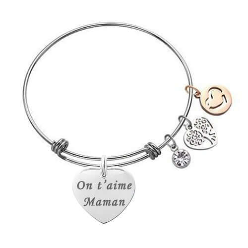 Bijou jonc bracelet avec pendentif coeur argenté gravé avec un texte.
