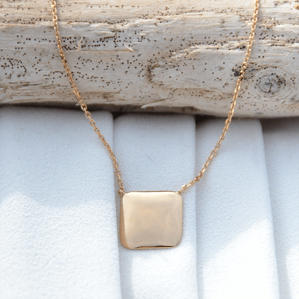 Collier en carré original et gravable avec photo ou texte