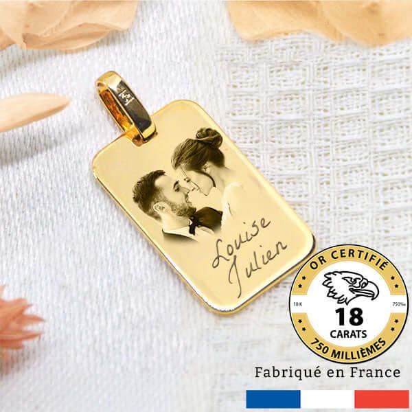 Personalized heart pendant in GravurePhoto gold with photo engraving and first names, 18 carats.