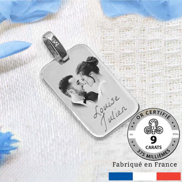 Personalized heart pendant in 9 carat gold Photo Engraving with engraved photo and first names.