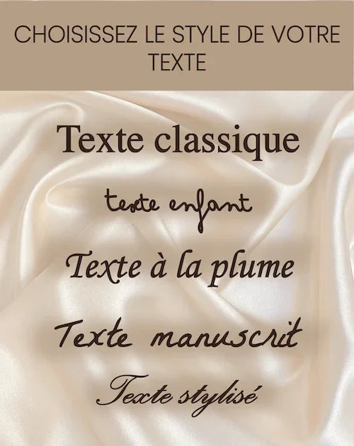Styles de texte pour pendentif cœur personnalisé en or GravurePhoto, fond satiné élégant.