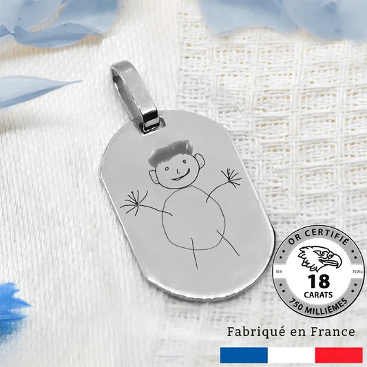 Médaillon gravé or gris 18 carats avec dessin d'enfant, fabriqué en France, élégant bijou personnalisé.